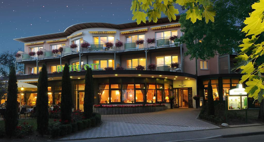 Hotel Ott Bad Krozingen Exteriör bild